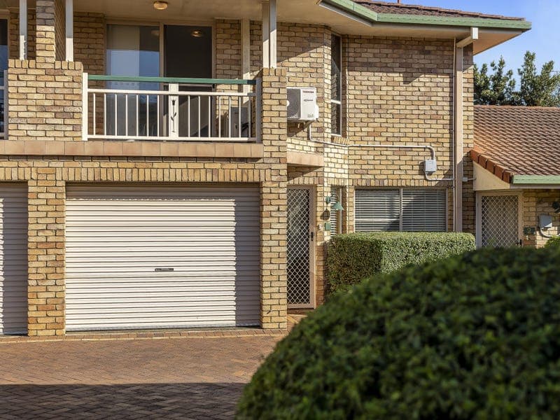 3/6 Ocean Street, Rangeville - Image 1