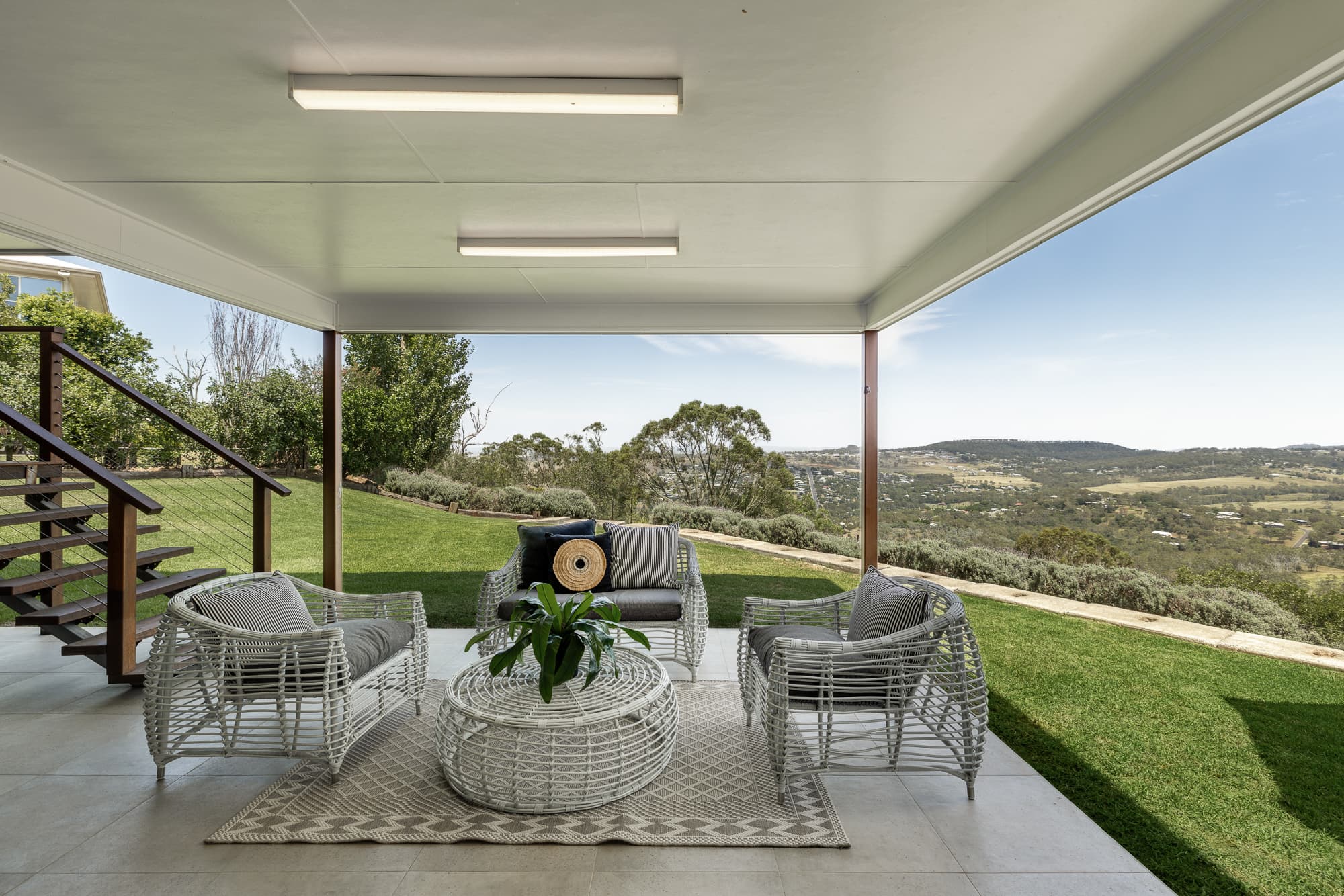 20 Panoramic Drive, Preston - Thumbnail 2