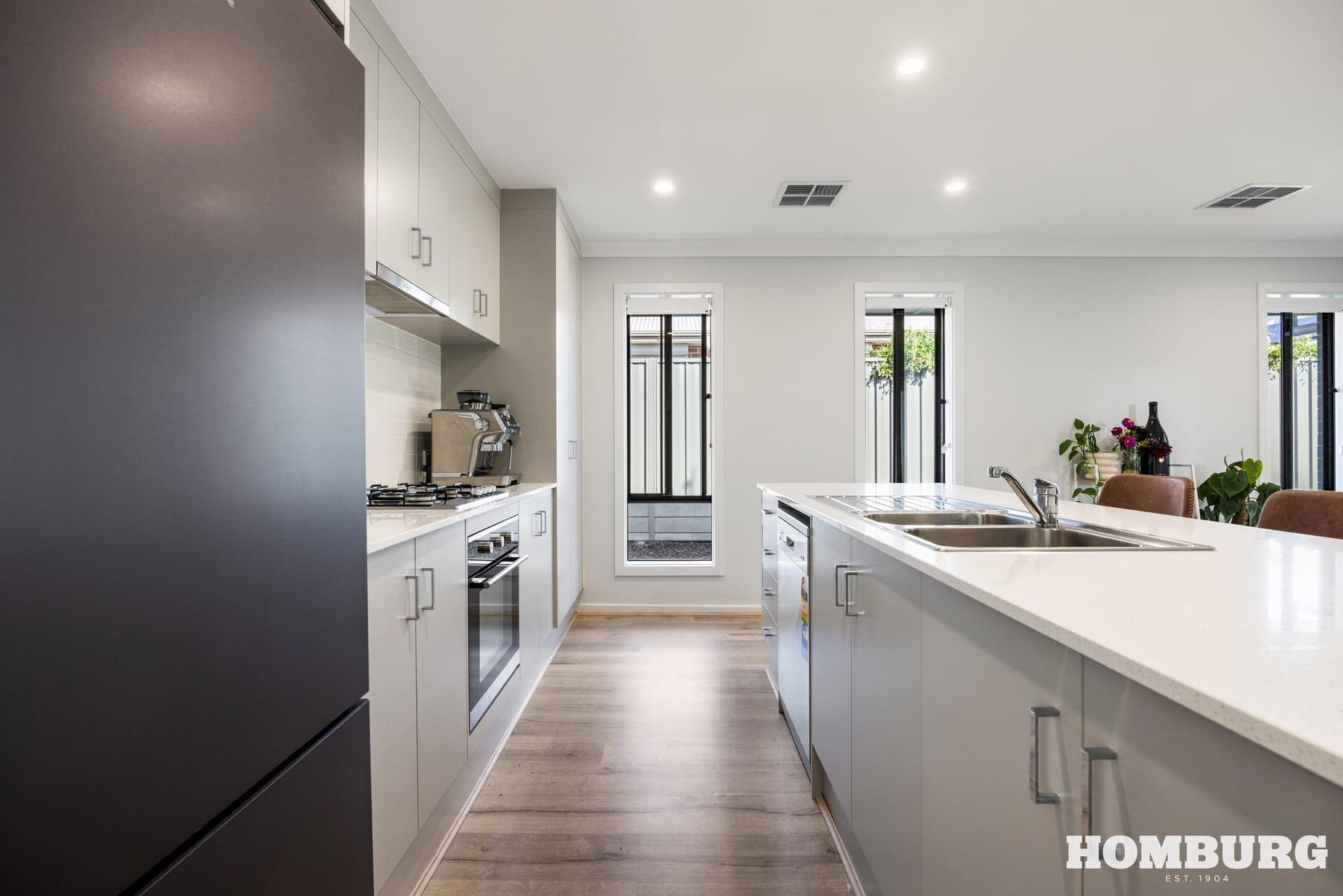 15 Brian Hurn Crescent, ANGASTON, Angaston - Thumbnail 3