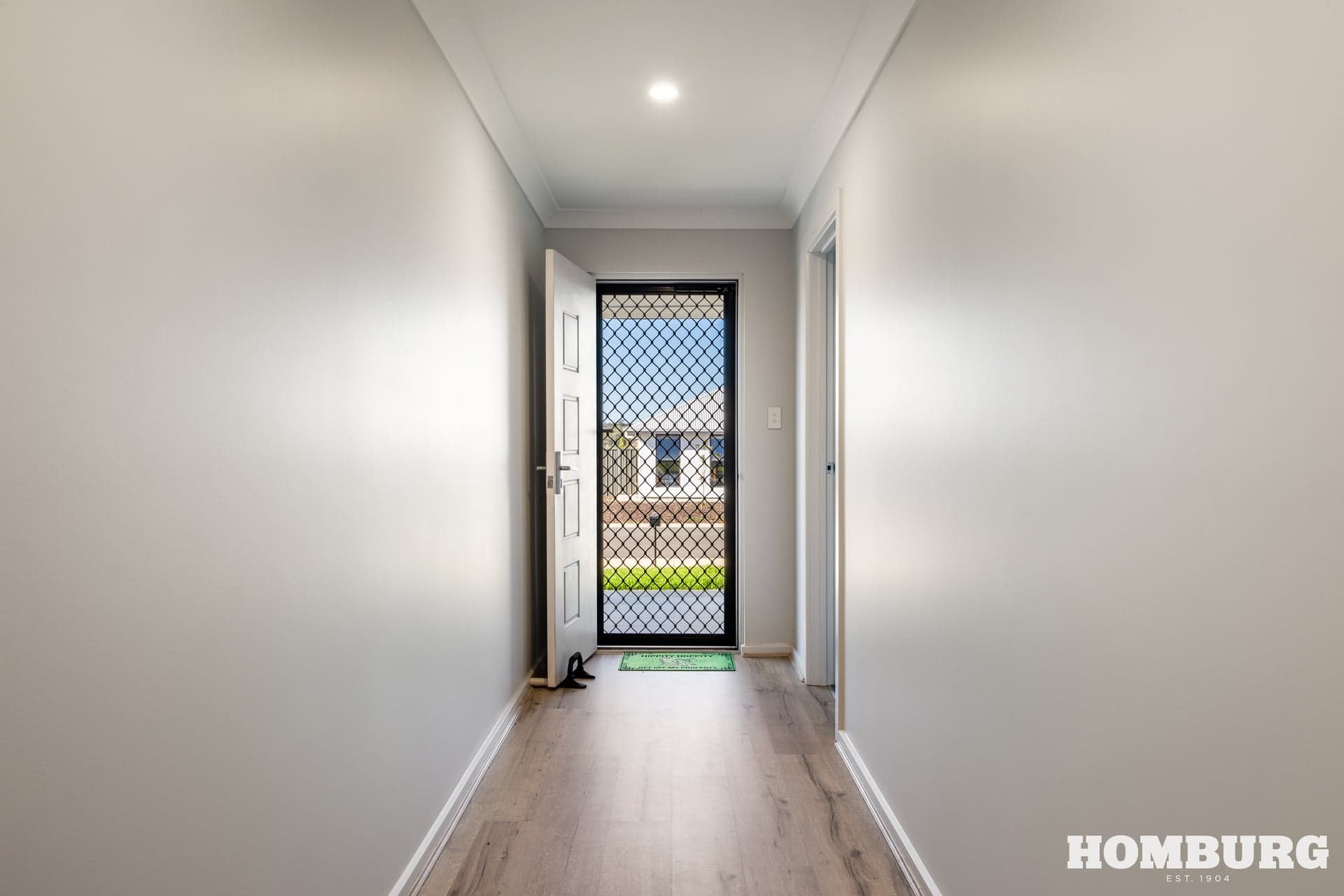 15 Brian Hurn Crescent, ANGASTON, Angaston - Thumbnail 2
