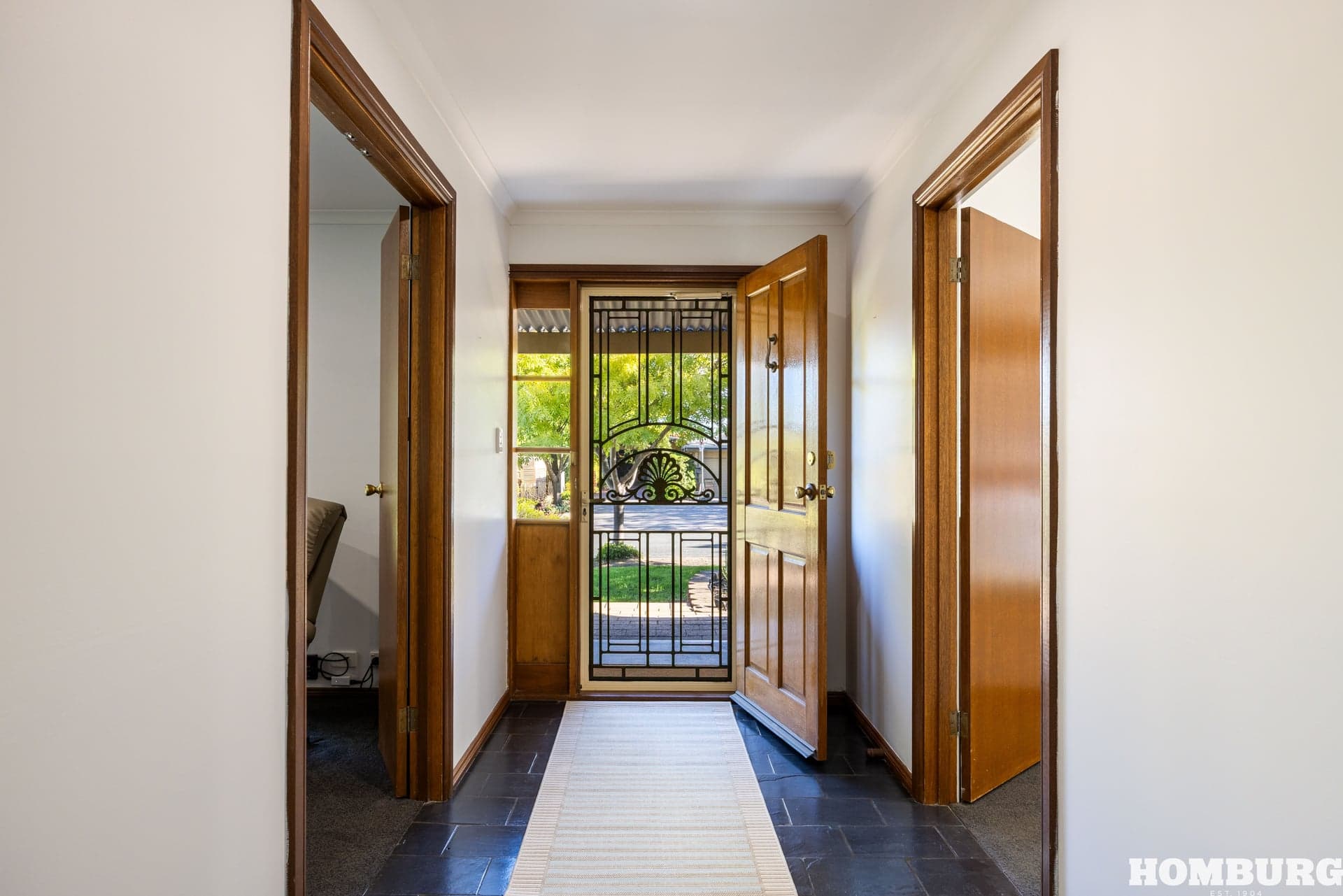 7 Auricht  Avenue, TANUNDA, Tanunda - Thumbnail 2