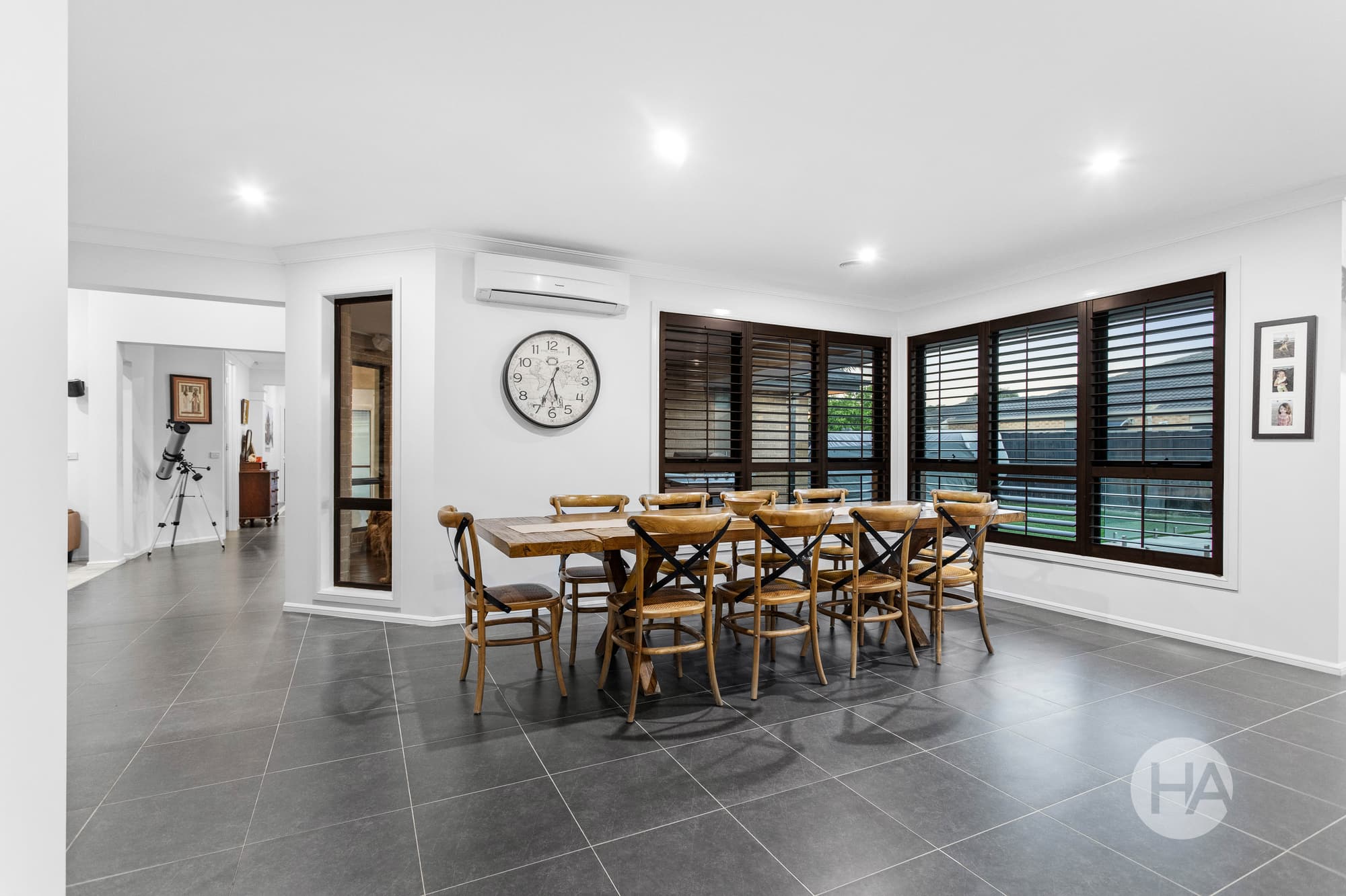 15 Broadstone Way, CRANBOURNE, Cranbourne - Thumbnail 4