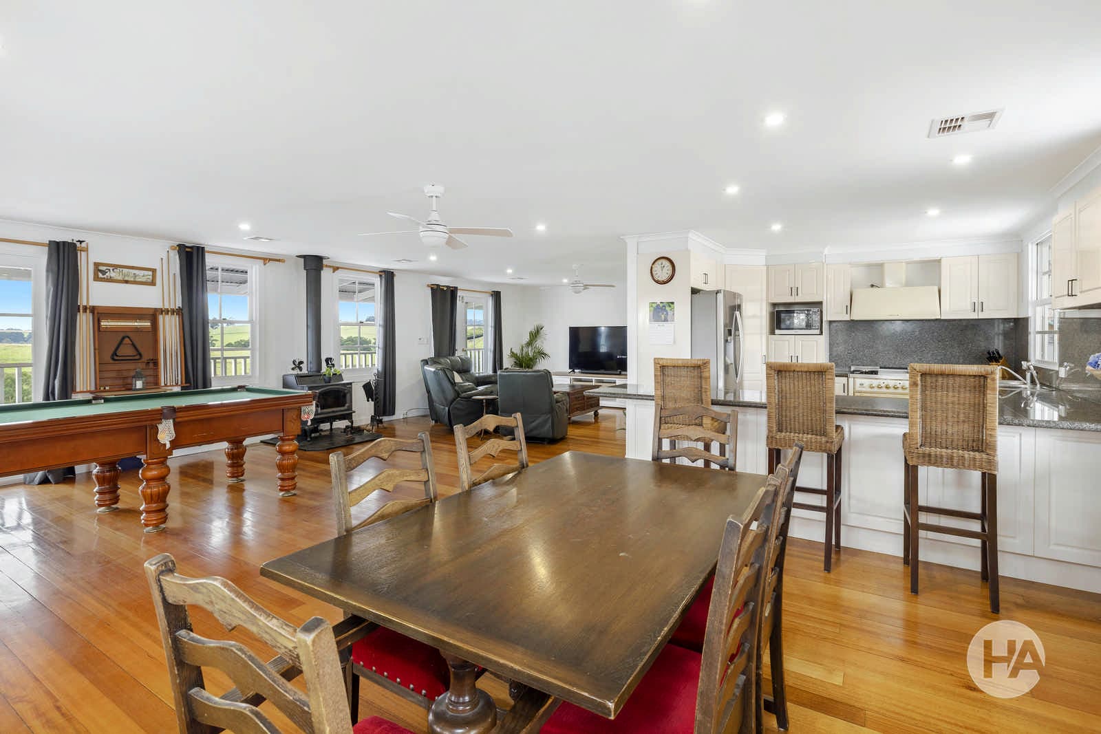 55 Mount Burnett Road, MOUNT BURNETT, Mount Burnett - Thumbnail 3