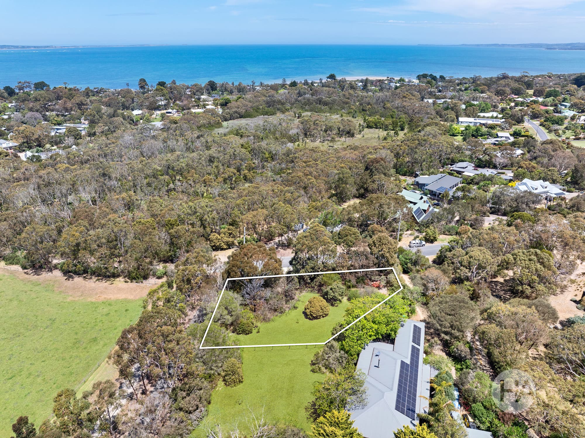 52 Beach Hill Avenue, SOMERS, Somers - Thumbnail 2