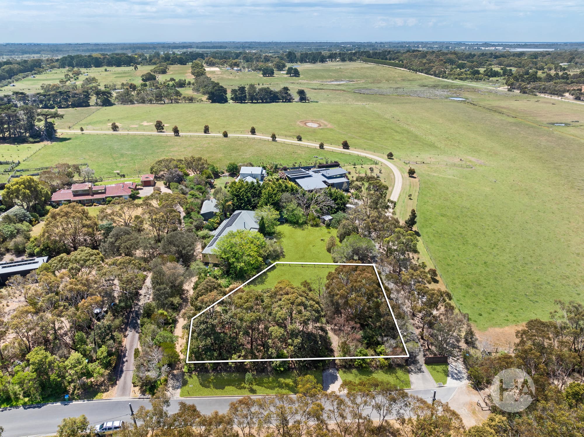 52 Beach Hill Avenue, SOMERS, Somers - Thumbnail 4