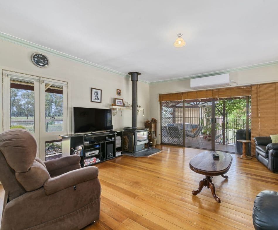 309 Steel  Road, BENALLA, Benalla - Thumbnail 3