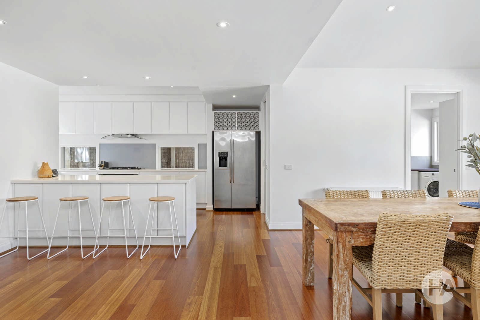 14 Crestwood Drive, ROSEBUD, Rosebud - Thumbnail 6