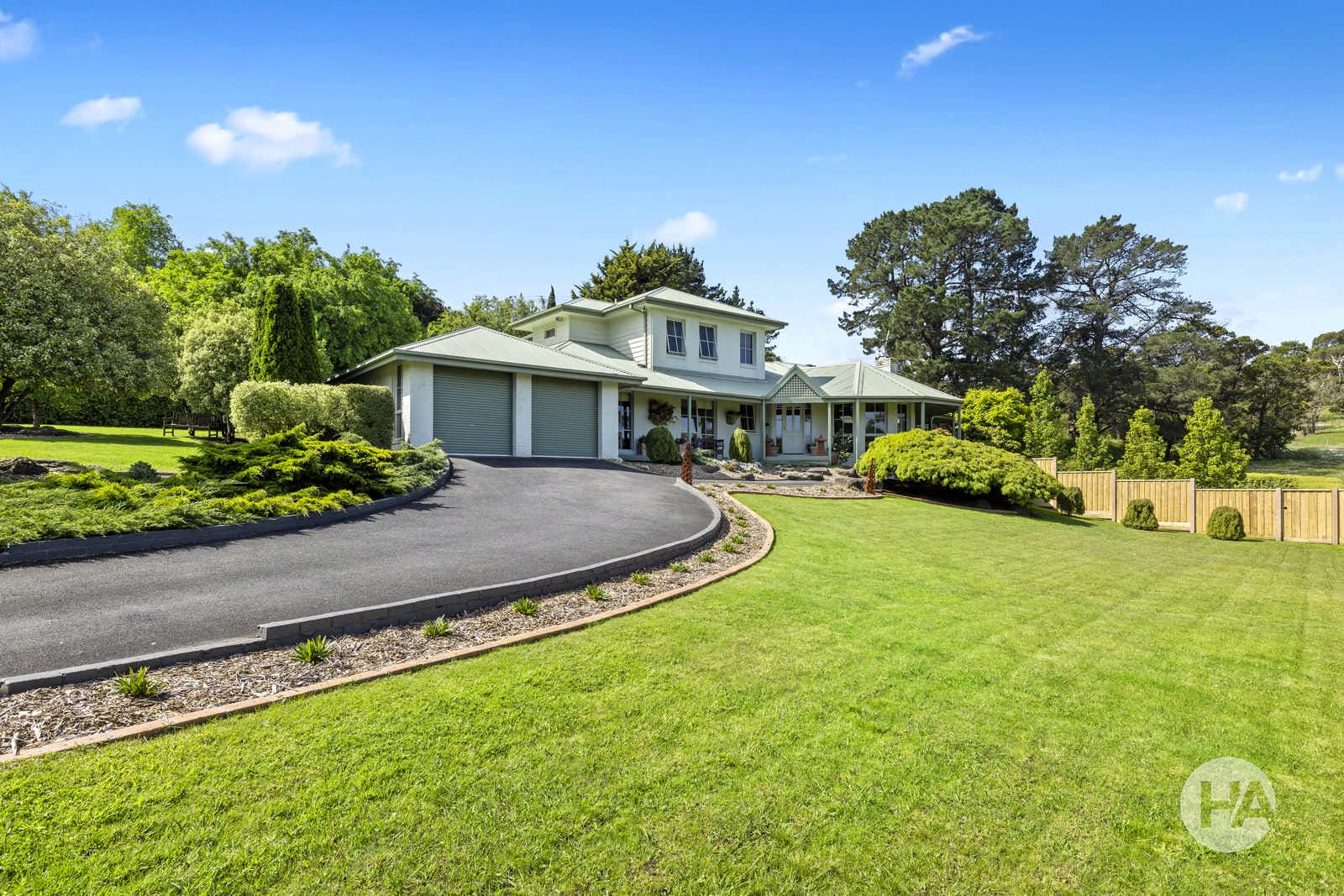 11 Riviera Close, MOUNT ELIZA, Mount Eliza - Thumbnail 2