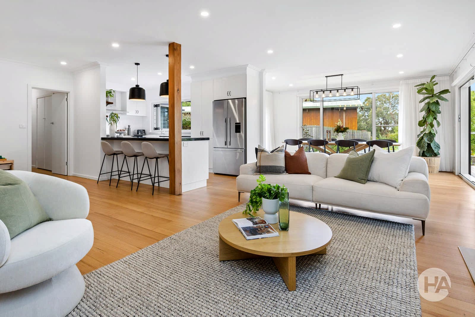 73 Red Hill Road, RED HILL SOUTH, Red Hill South - Thumbnail 2