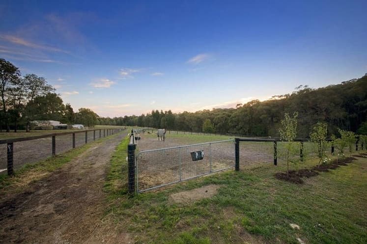 235 Morrison Road, PAKENHAM UPPER, Pakenham Upper - Thumbnail 6