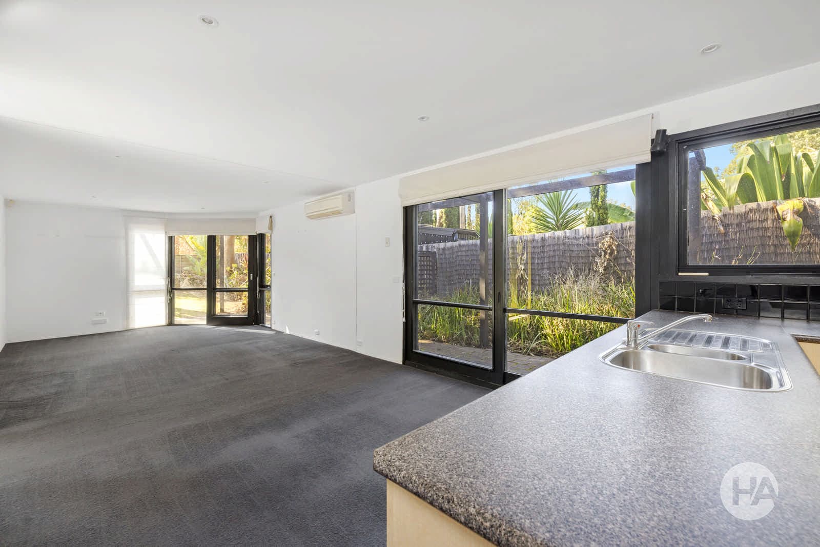 7 Raphael Crescent, FRANKSTON, Frankston - Thumbnail 8