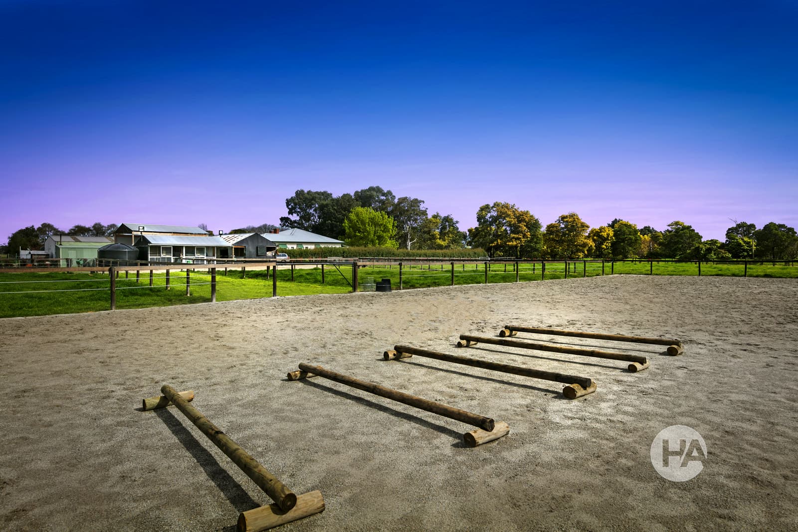 105 South Bank Road, BUNYIP, Bunyip - Thumbnail 2