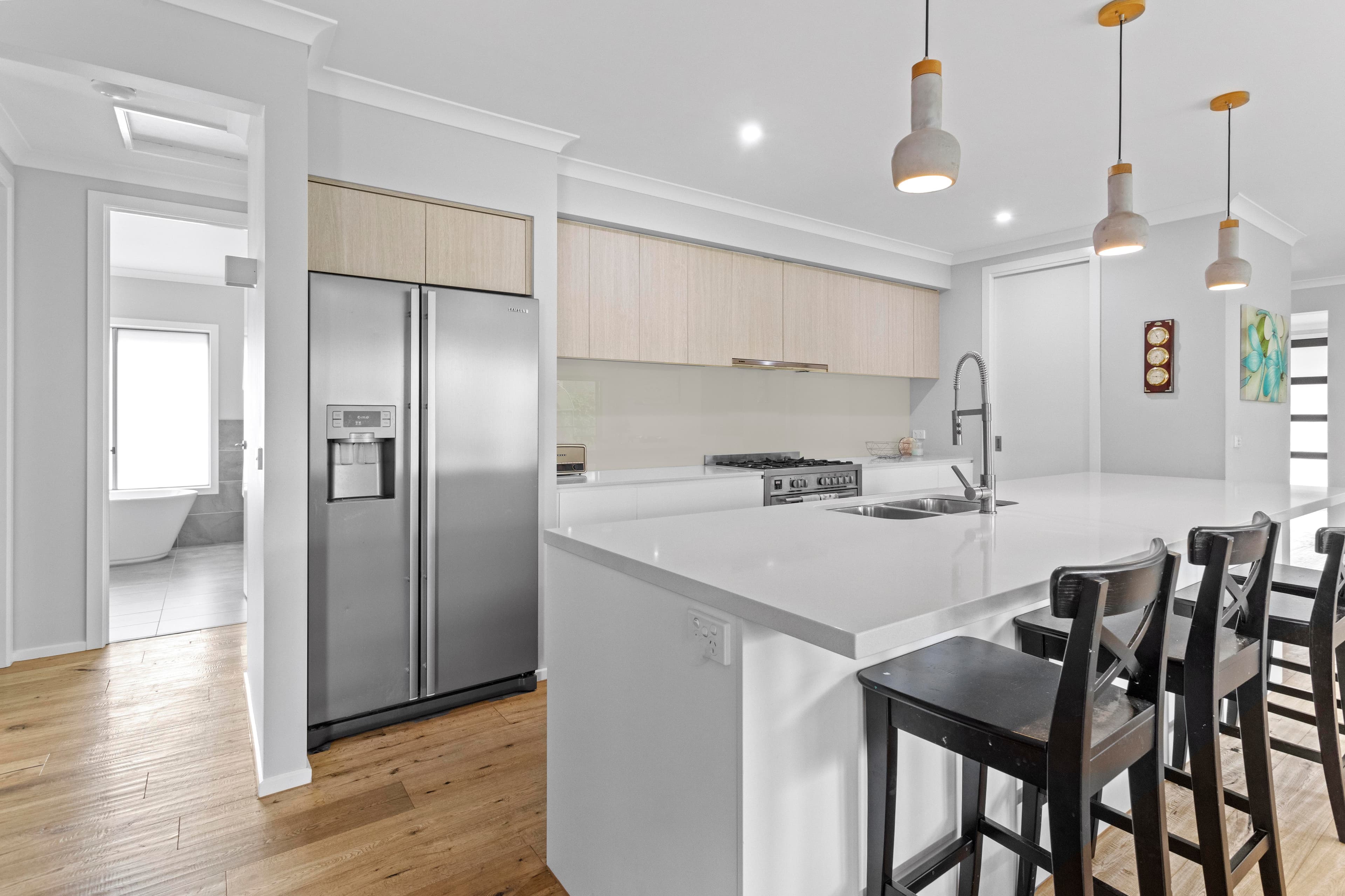93 Beach Hill Avenue, SOMERS, Somers - Thumbnail 6