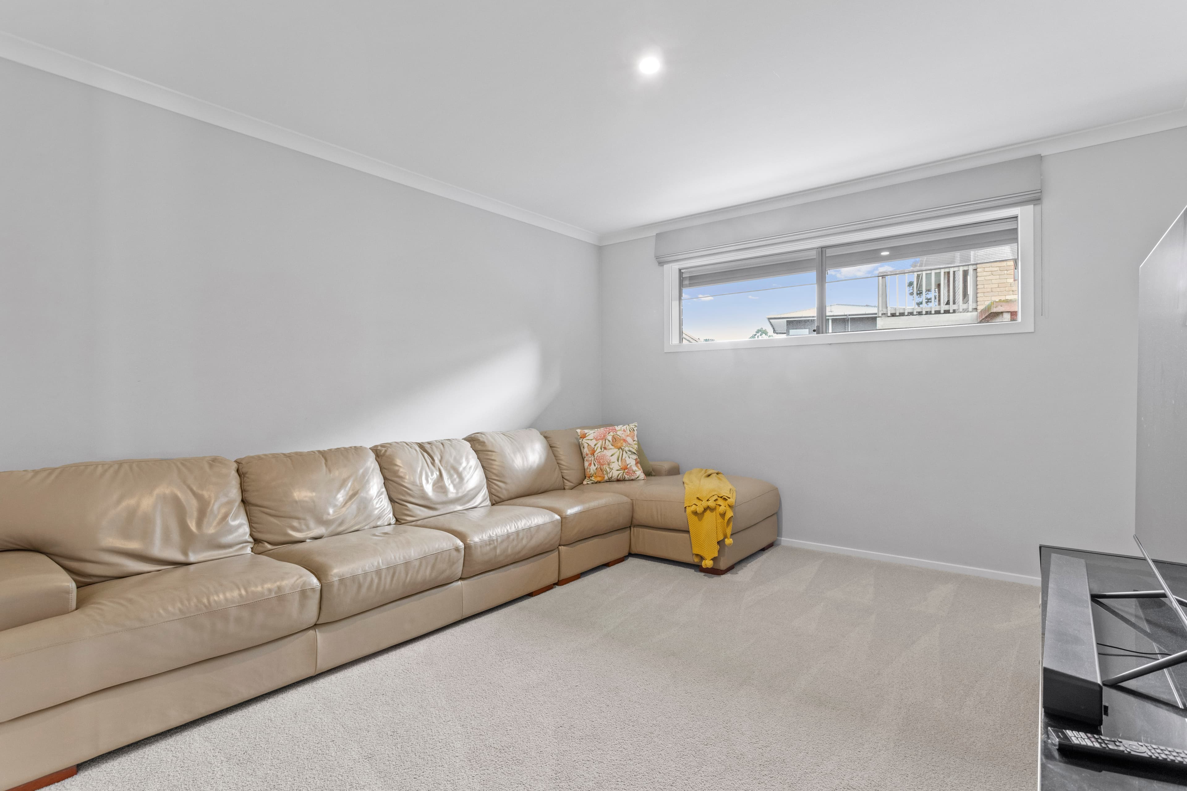 93 Beach Hill Avenue, SOMERS, Somers - Thumbnail 8