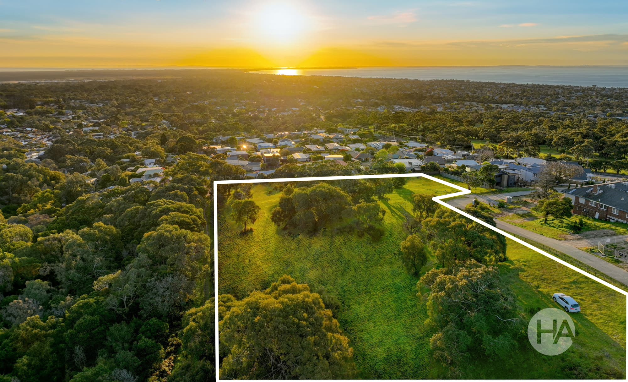 12 Angley Rise, ROSEBUD, Rosebud - Thumbnail 3