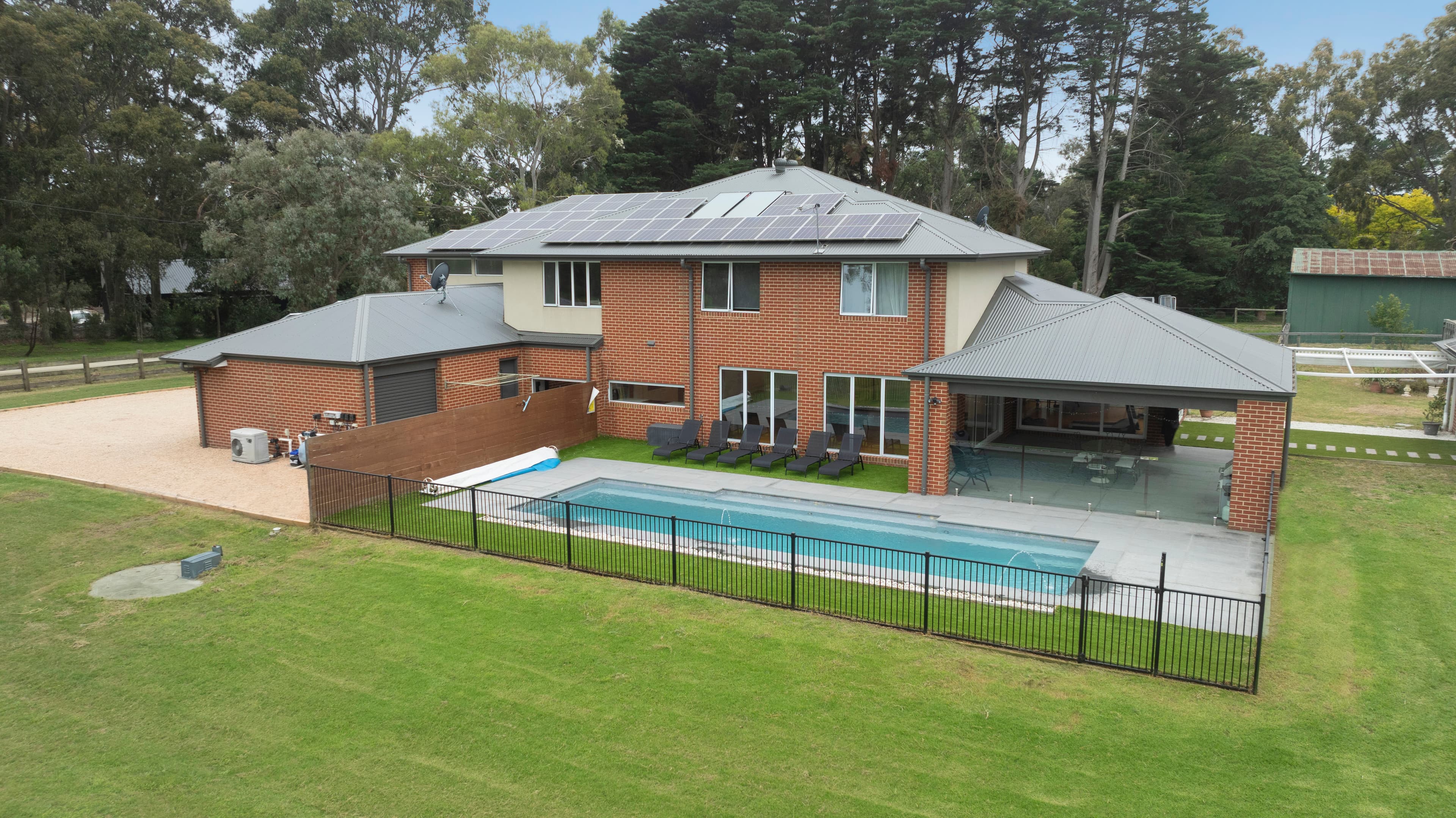 24 Clayton Hill Road, LANGWARRIN SOUTH, Langwarrin South - Thumbnail 4