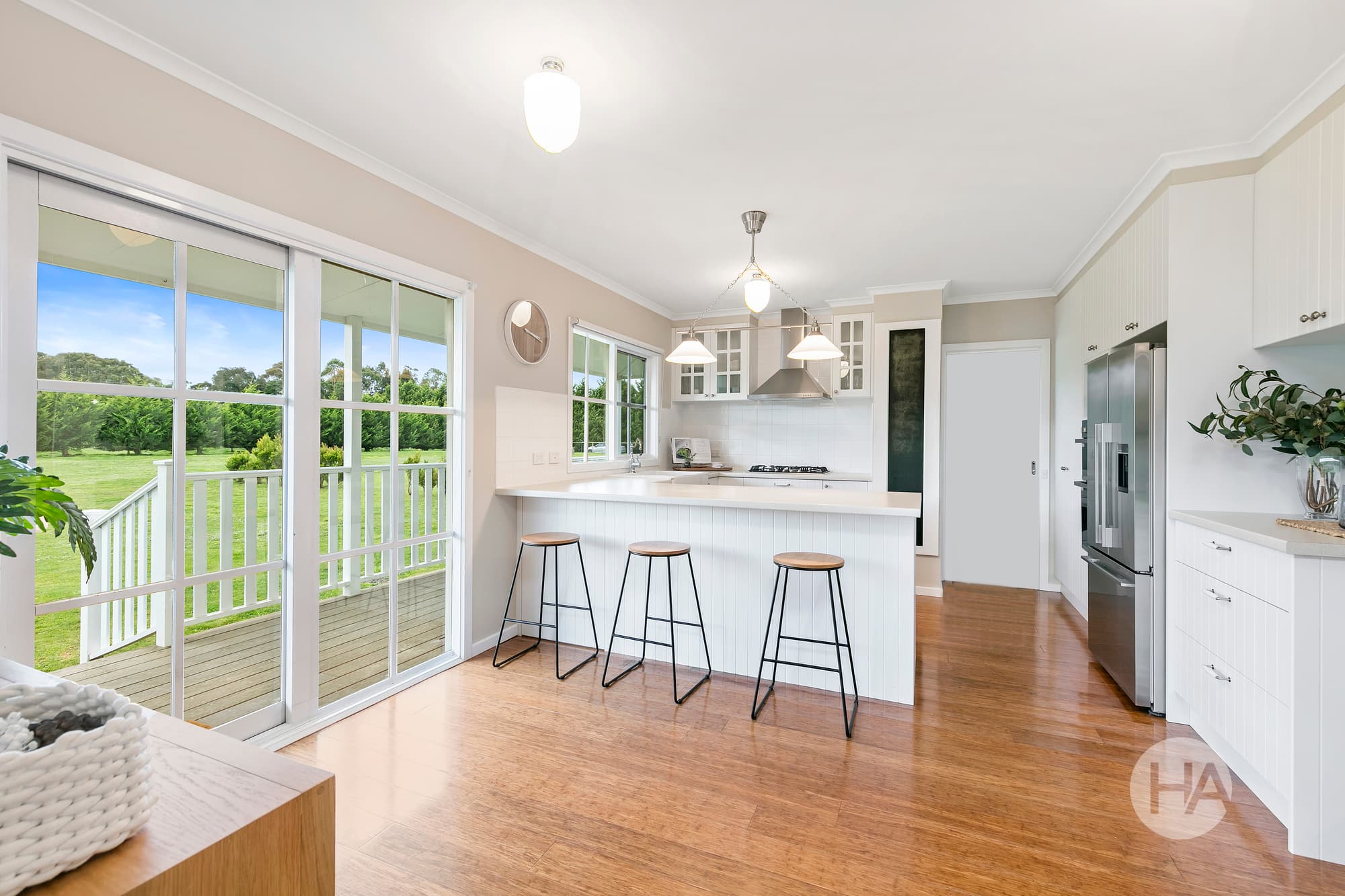 95 Highfield Drive, LANGWARRIN SOUTH, Langwarrin South - Thumbnail 3