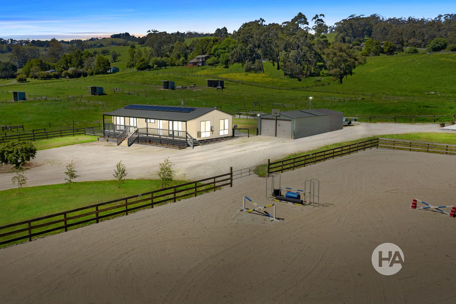 32 Mcintyre Road, YARRAGON, Yarragon - Image 1