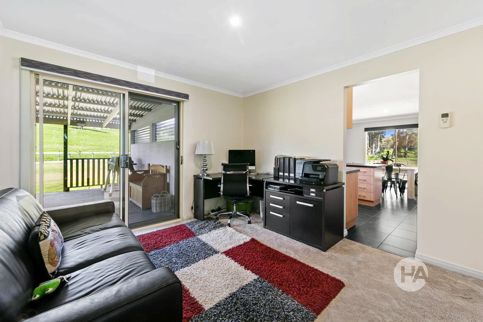 32 Mcintyre Road, YARRAGON, Yarragon - Thumbnail 5