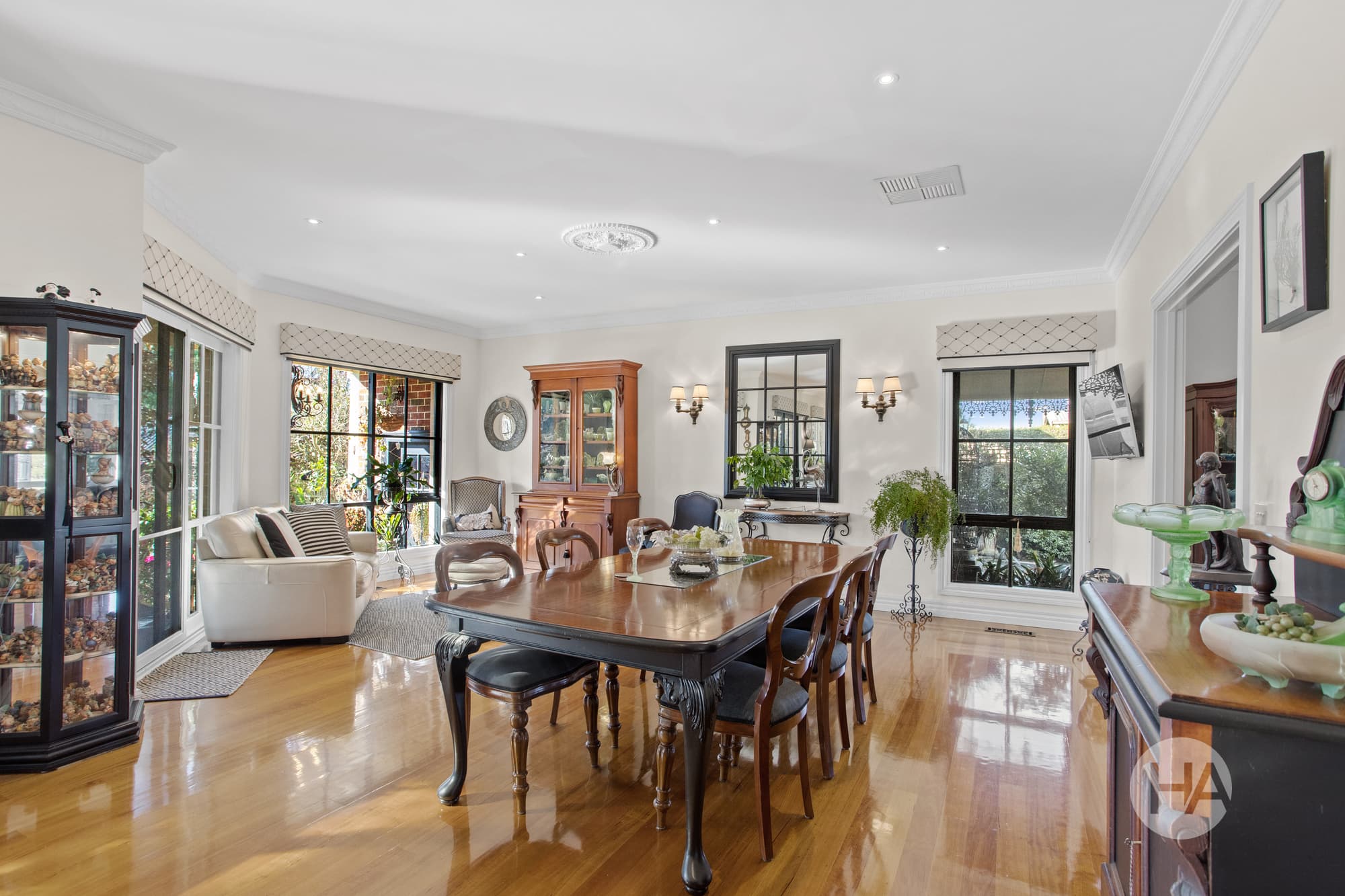 11 Eliza Place, SOMERVILLE, Somerville - Thumbnail 3