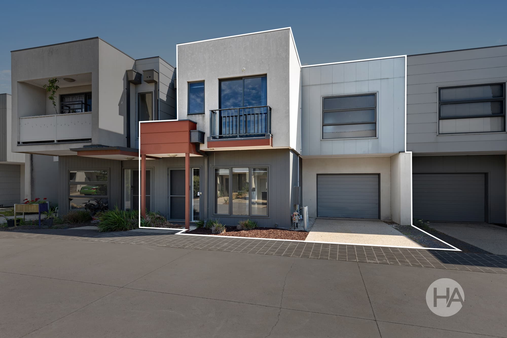6 Queenie Way, CRANBOURNE WEST, Cranbourne West - Image 1
