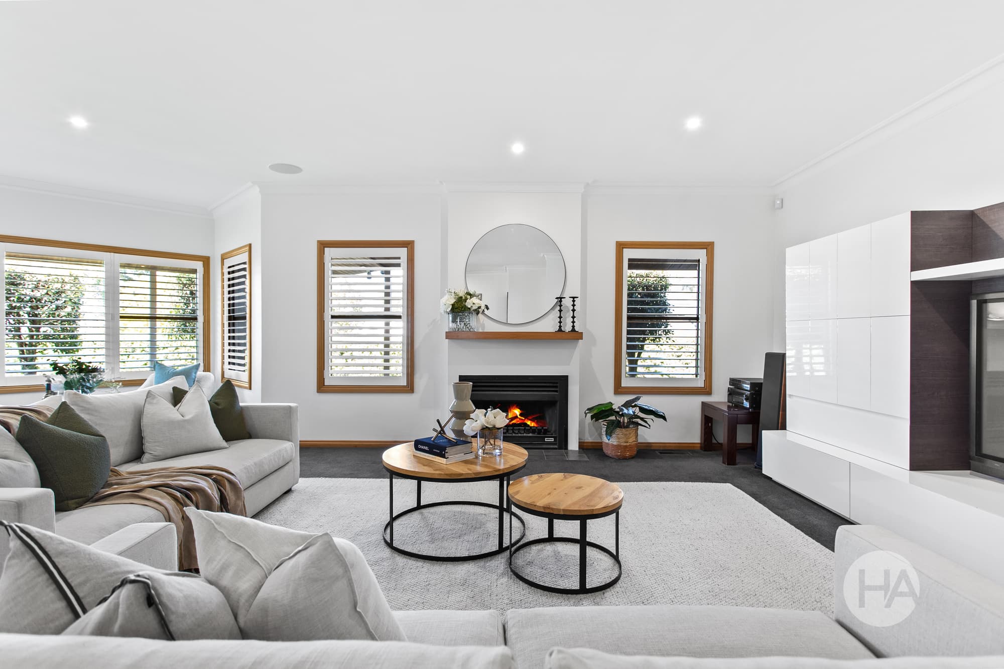 8 Eliza Place, SOMERVILLE, Somerville - Thumbnail 2