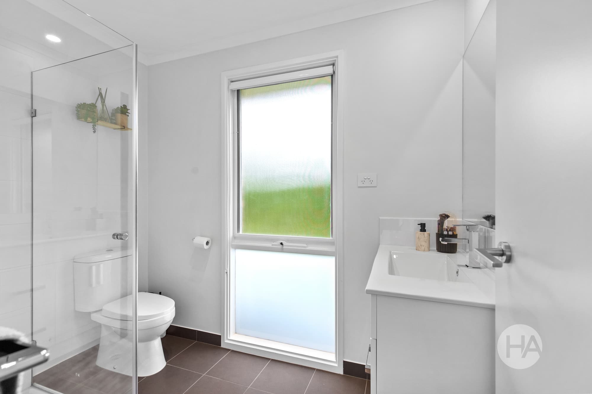 88 Graf Road, SOMERVILLE, Somerville - Thumbnail 7