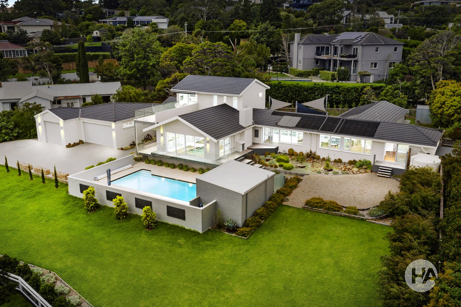 1 Watts Crescent, MOUNT ELIZA, Mount Eliza - Image 1