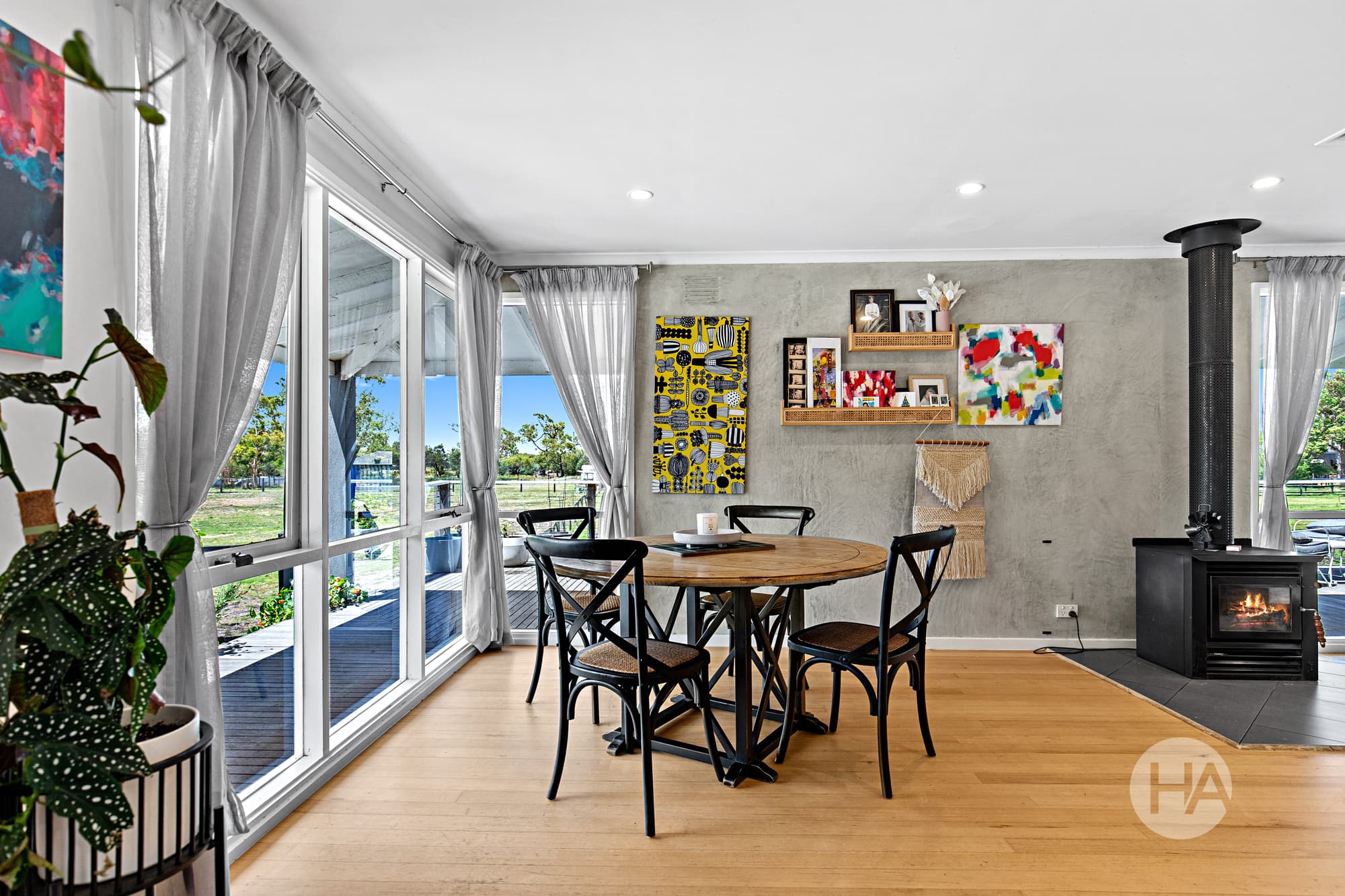 4 Currawong Grove, CANNONS CREEK, Cannons Creek - Thumbnail 5