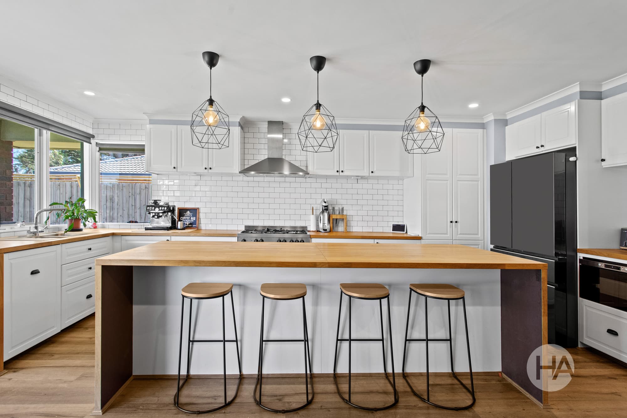 14 Chesterfield Road, SOMERVILLE, Somerville - Thumbnail 2