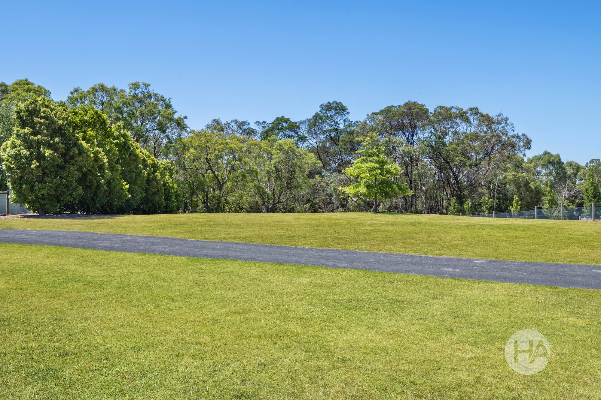 107 Highfield Drive, LANGWARRIN SOUTH, Langwarrin South - Thumbnail 6
