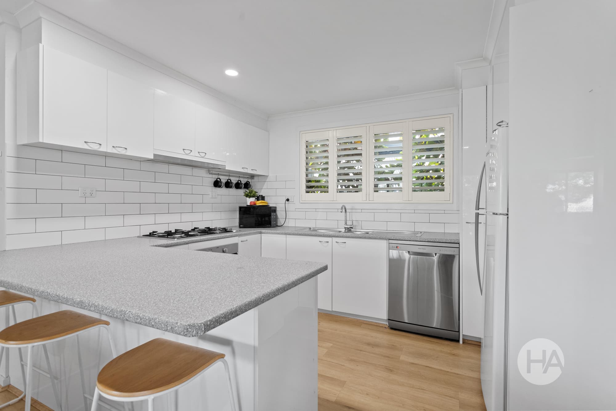 2 Deborah Court, SOMERVILLE, Somerville - Thumbnail 5