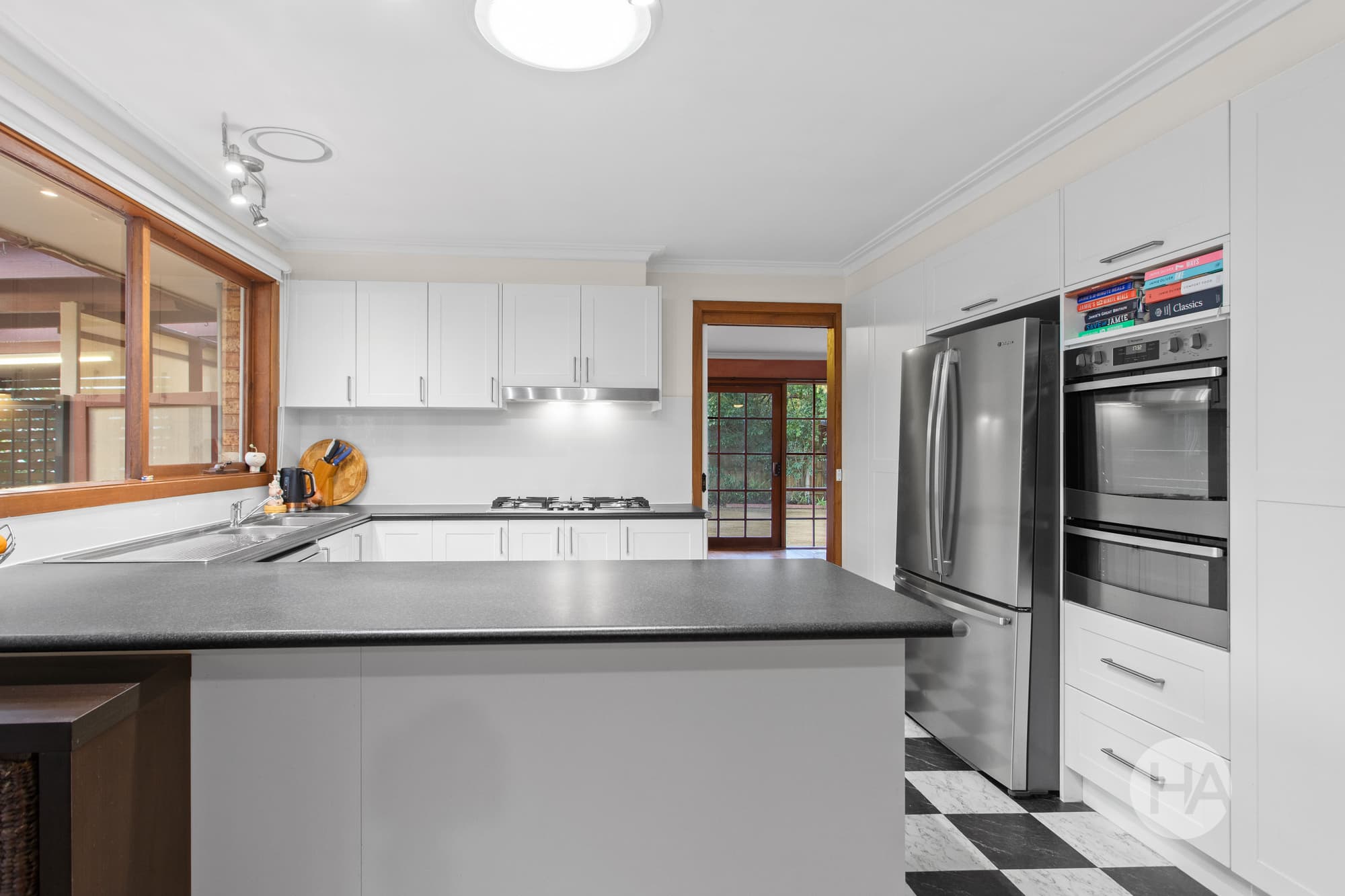 186 Jones Road, SOMERVILLE, Somerville - Thumbnail 2