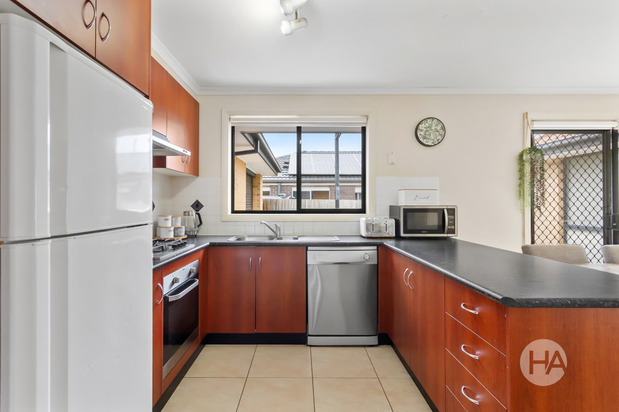 12 Kathleen Crescent, TYABB, Tyabb - Thumbnail 2