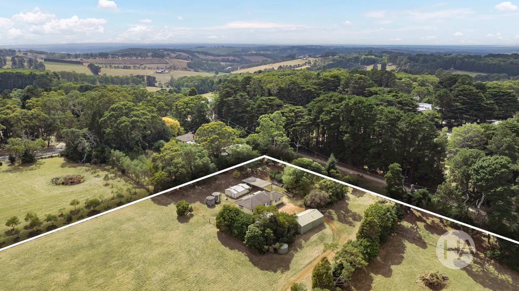 14 Prossors Lane, RED HILL, Red Hill - Thumbnail 2