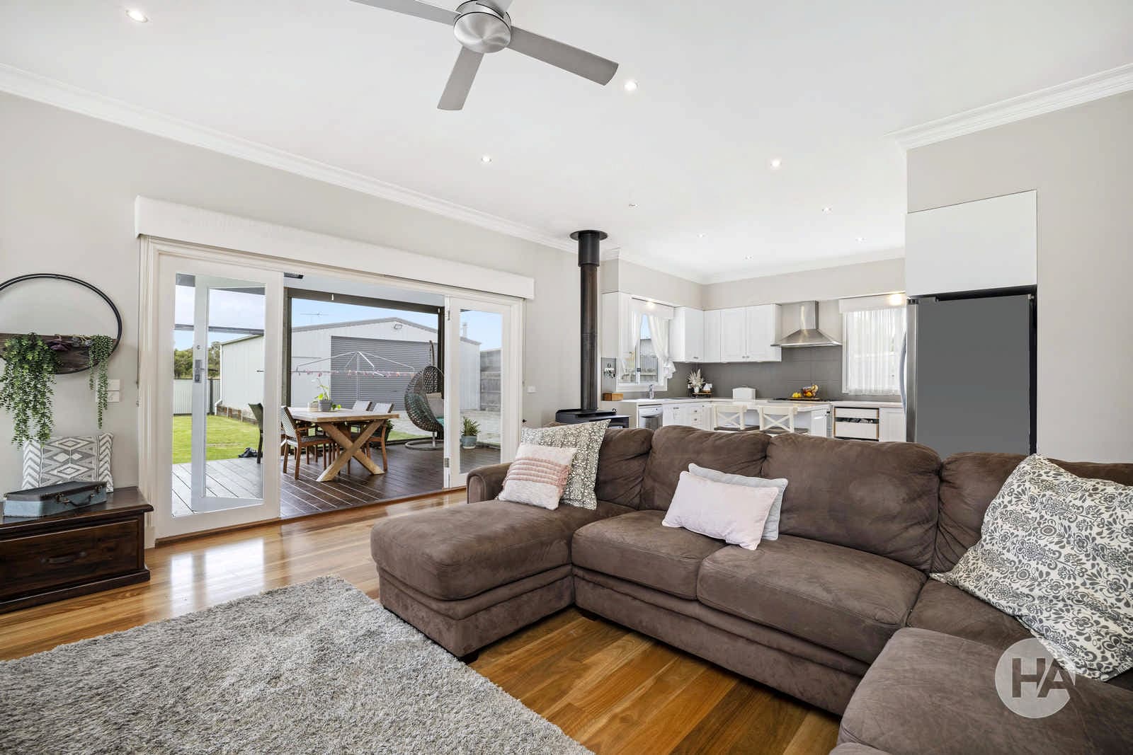 126 South Gippsland Highway, TOORADIN, Tooradin - Thumbnail 6