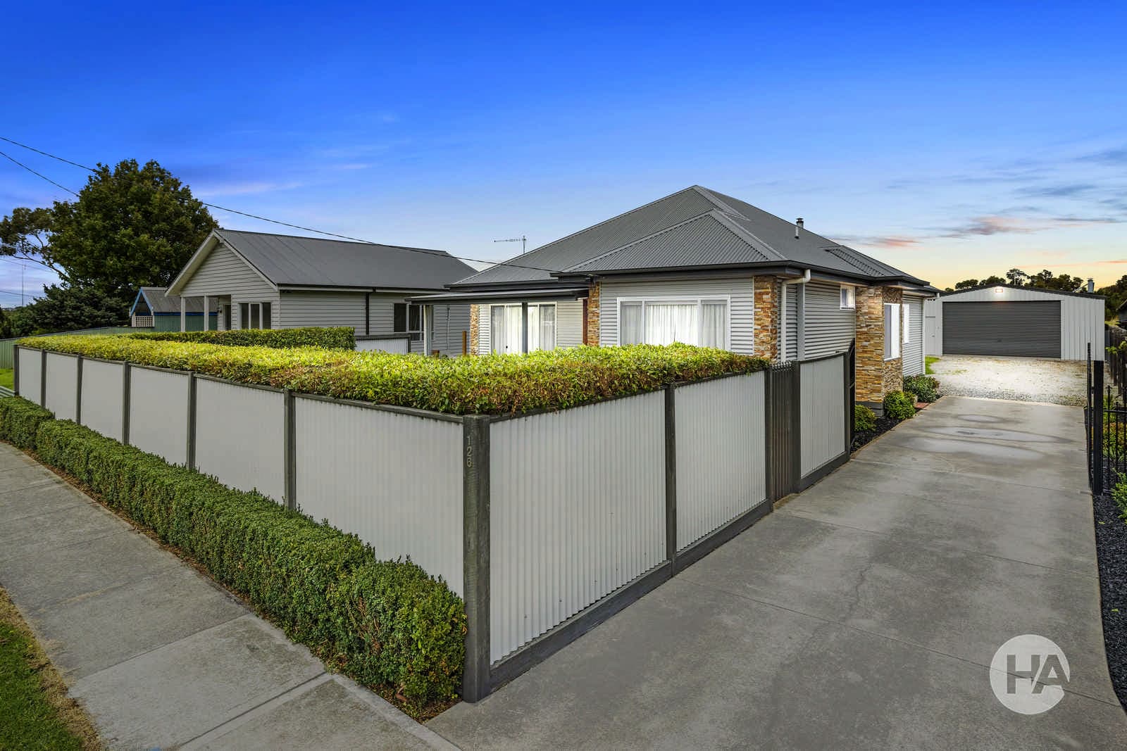 126 South Gippsland Highway, TOORADIN, Tooradin - Thumbnail 2