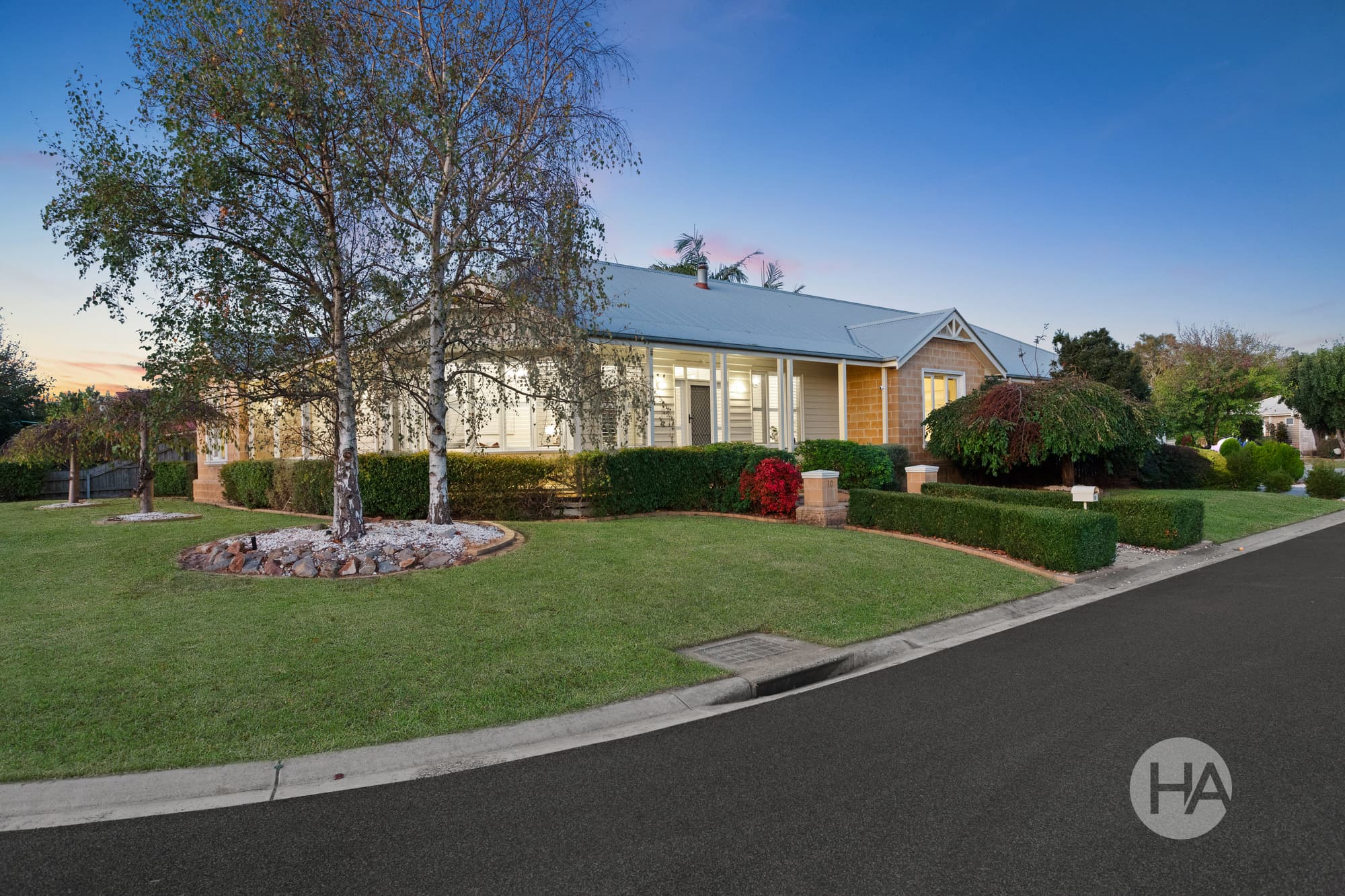 10 Leonina Court, SOMERVILLE, Somerville - Image 1