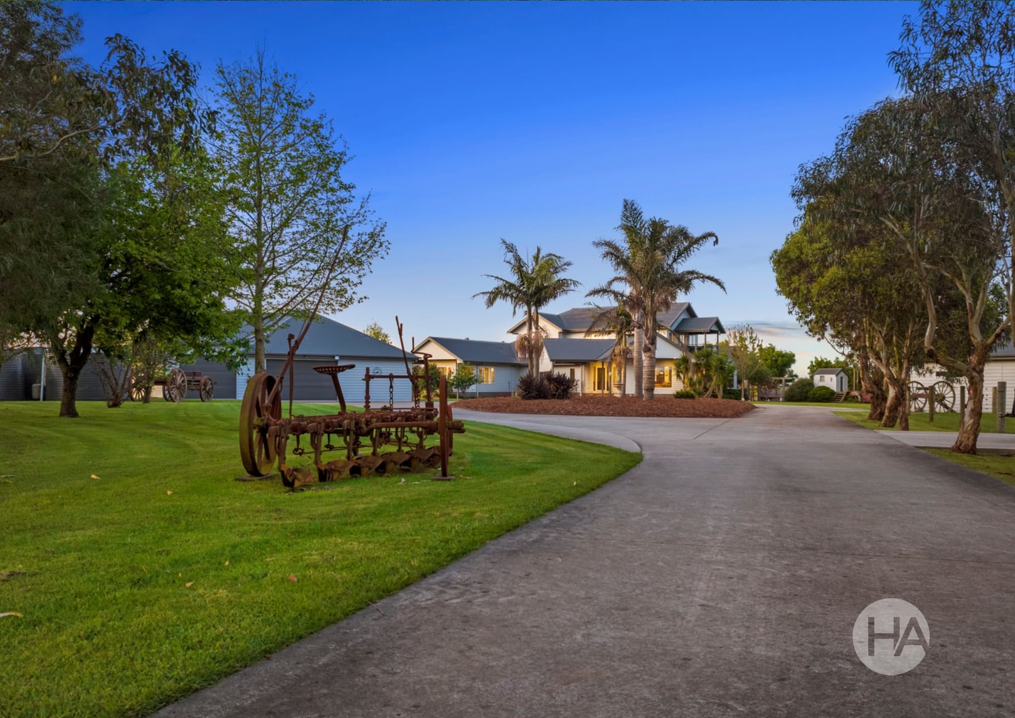 17 Cooper Lane, INVERLOCH, Inverloch - Image 1