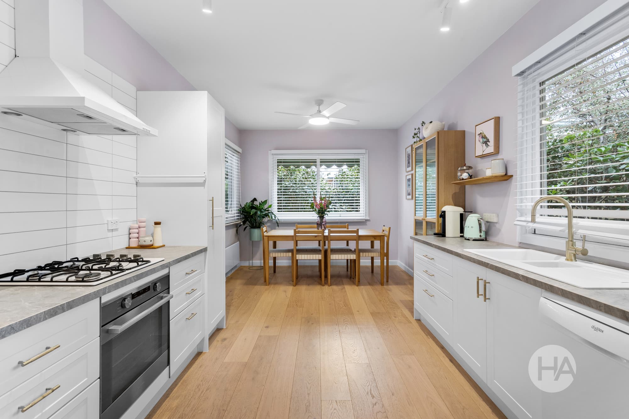 16 Parer Street, MOUNT MARTHA, Mount Martha - Thumbnail 4
