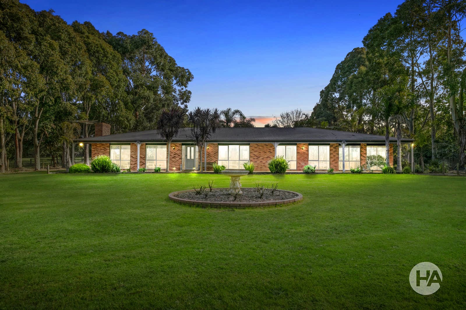 12 Carpenters Lane North, HASTINGS, Hastings - Image 1