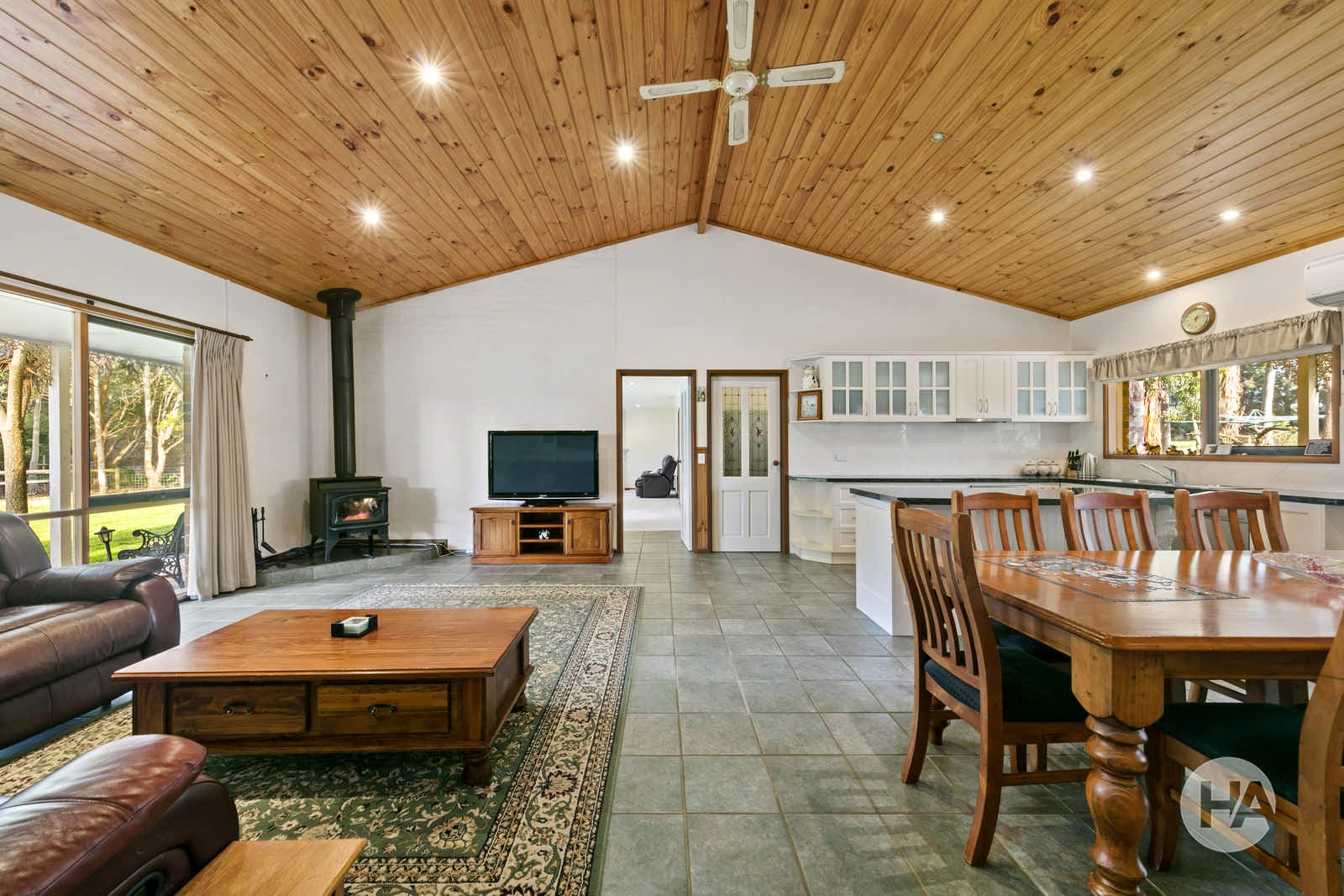 12 Carpenters Lane North, HASTINGS, Hastings - Thumbnail 3