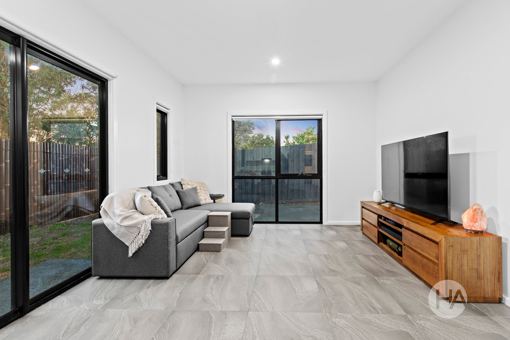 76A Clarendon Drive, SOMERVILLE, Somerville - Thumbnail 5