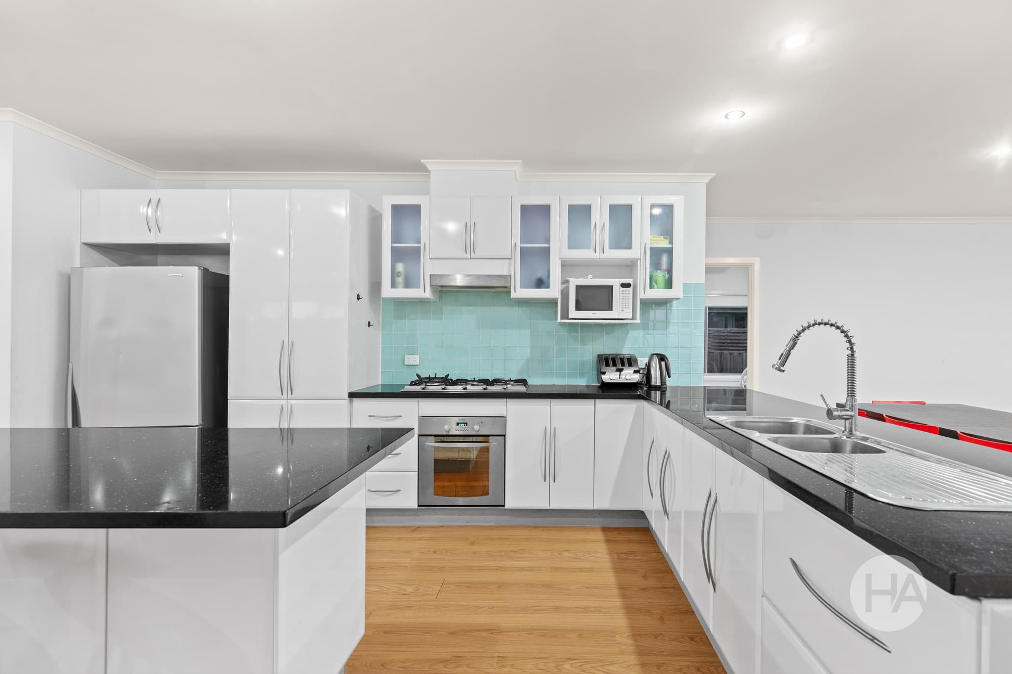 48 Cashin Street, INVERLOCH, Inverloch - Thumbnail 2