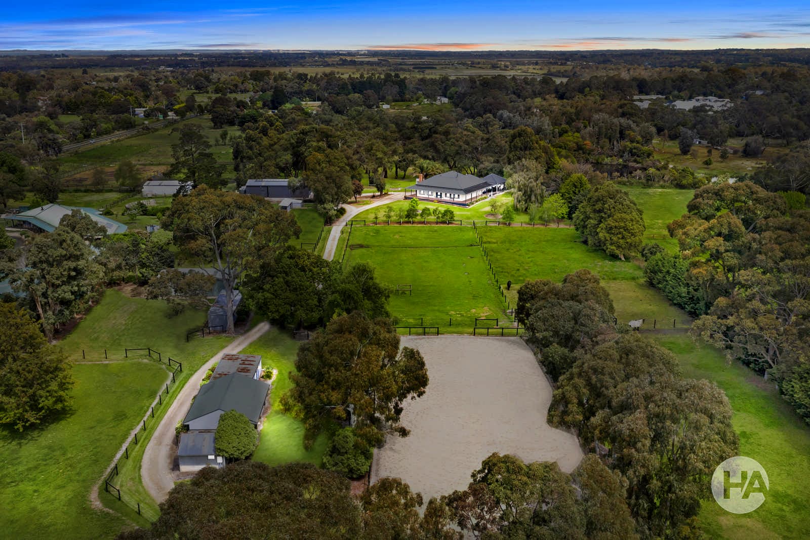80 Victoria Road, LANGWARRIN SOUTH, Langwarrin South - Thumbnail 2