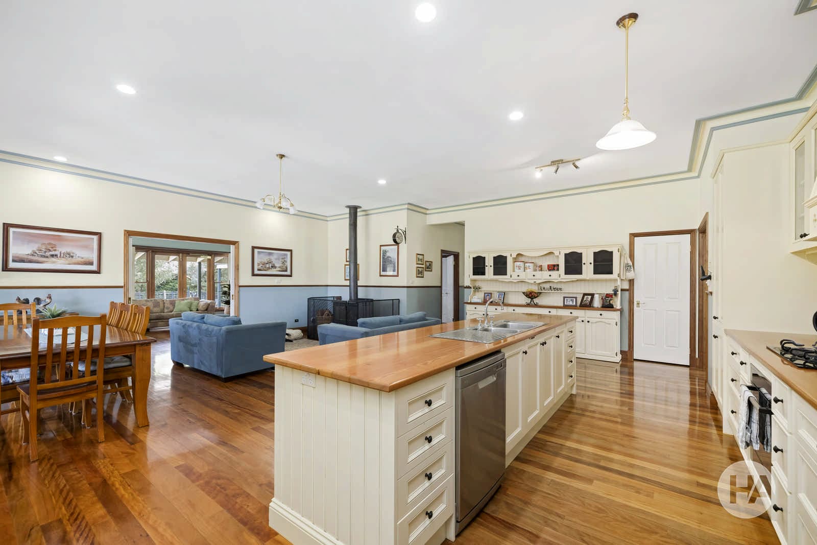 80 Victoria Road, LANGWARRIN SOUTH, Langwarrin South - Thumbnail 4