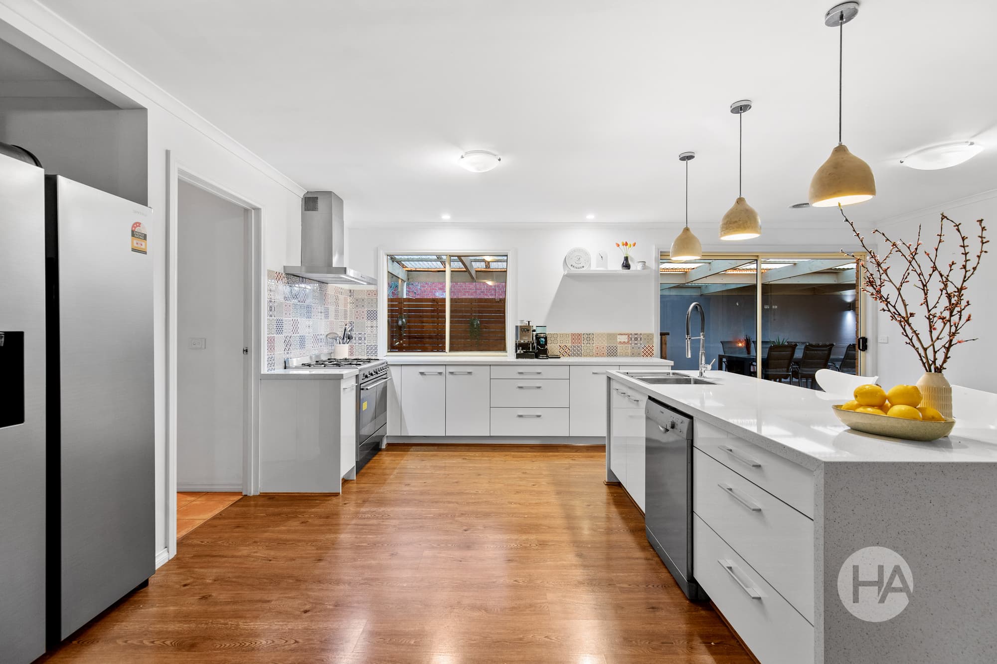 25 Sweet Wattle Place, SOMERVILLE, Somerville - Thumbnail 3
