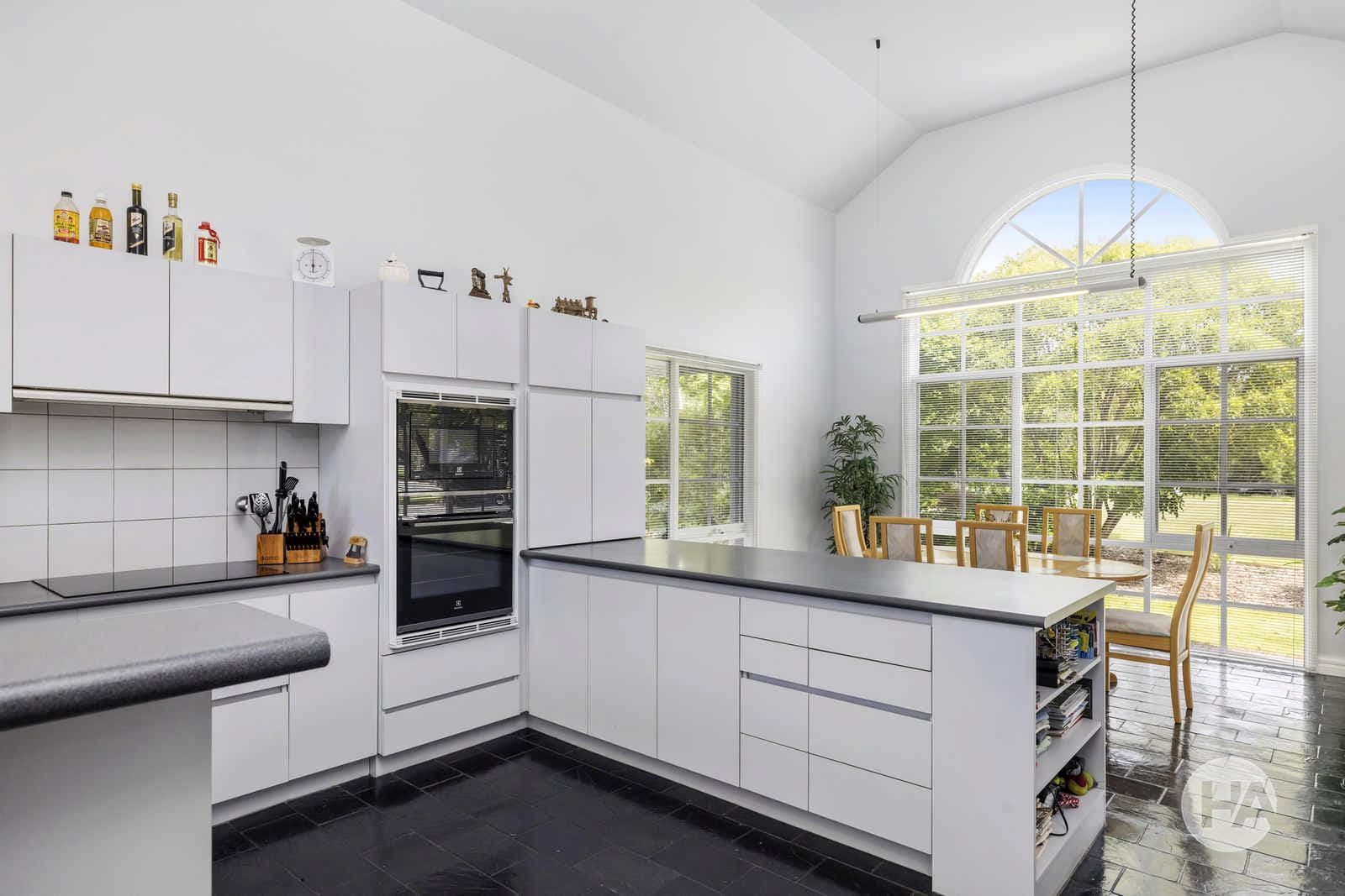 49 Grassmere Road, LANGWARRIN, Langwarrin - Thumbnail 4