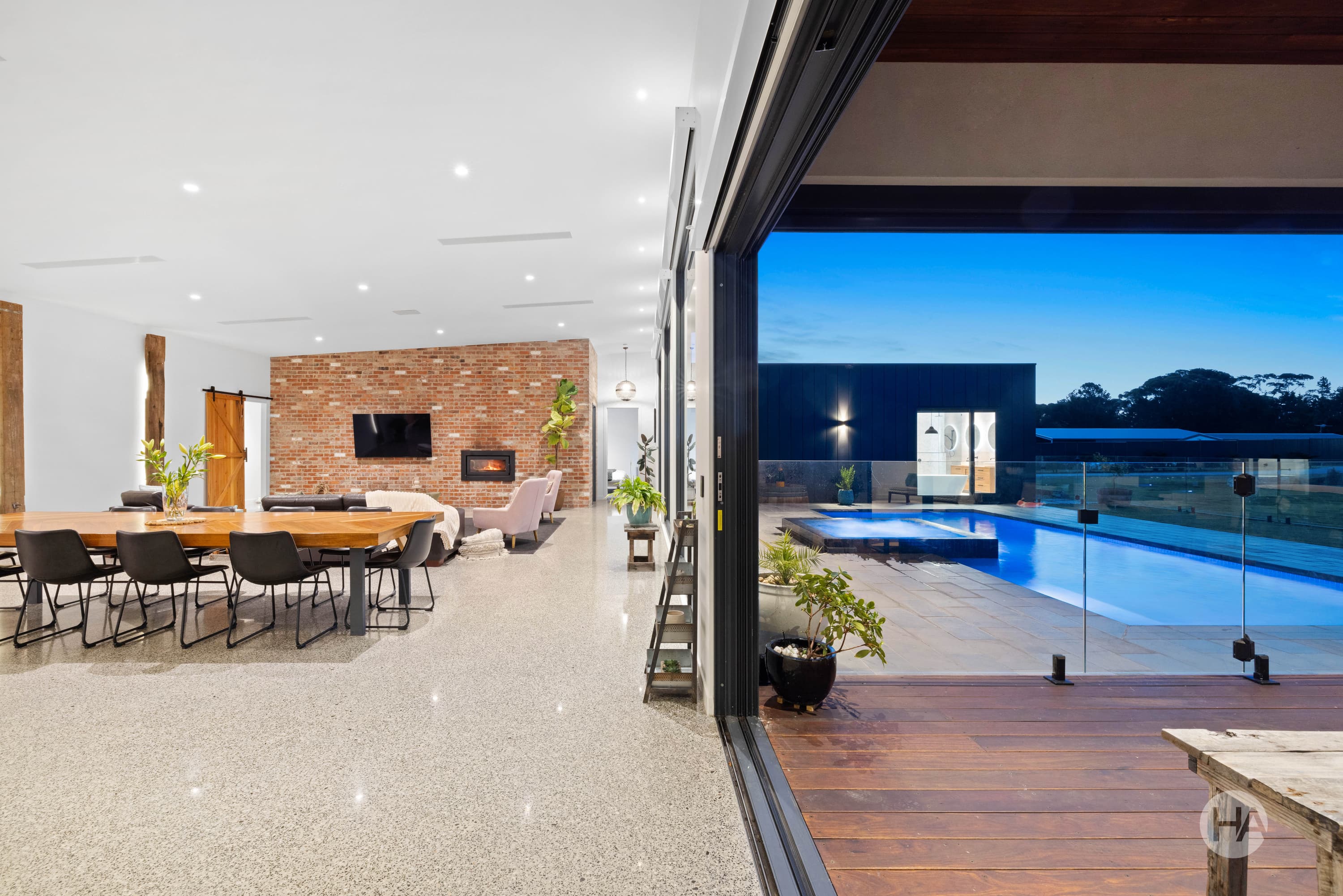 146 Weeroona Road, LANGWARRIN SOUTH, Langwarrin South - Thumbnail 2