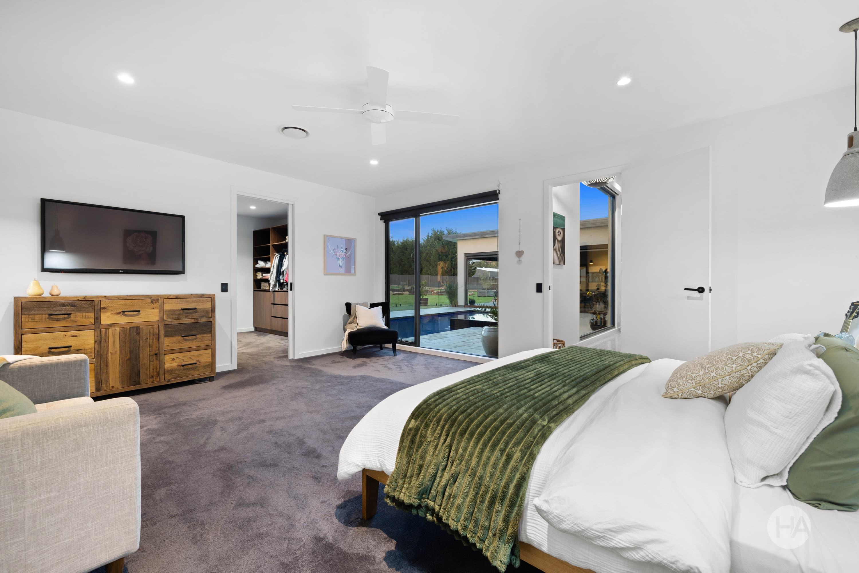 146 Weeroona Road, LANGWARRIN SOUTH, Langwarrin South - Thumbnail 6